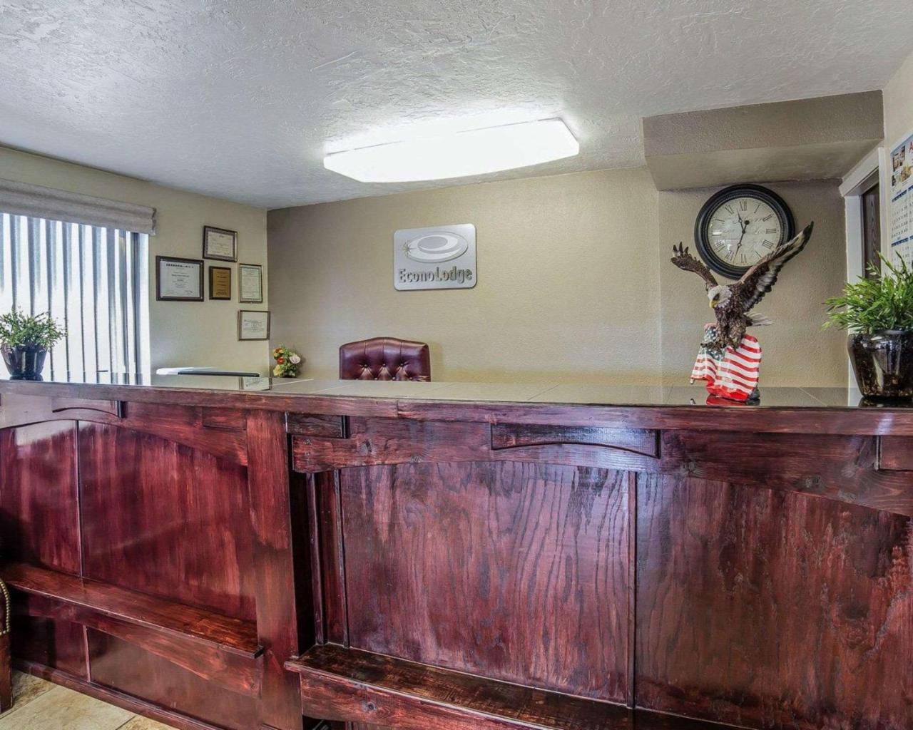 Econo Lodge Downtown Vernal Zewnętrze zdjęcie